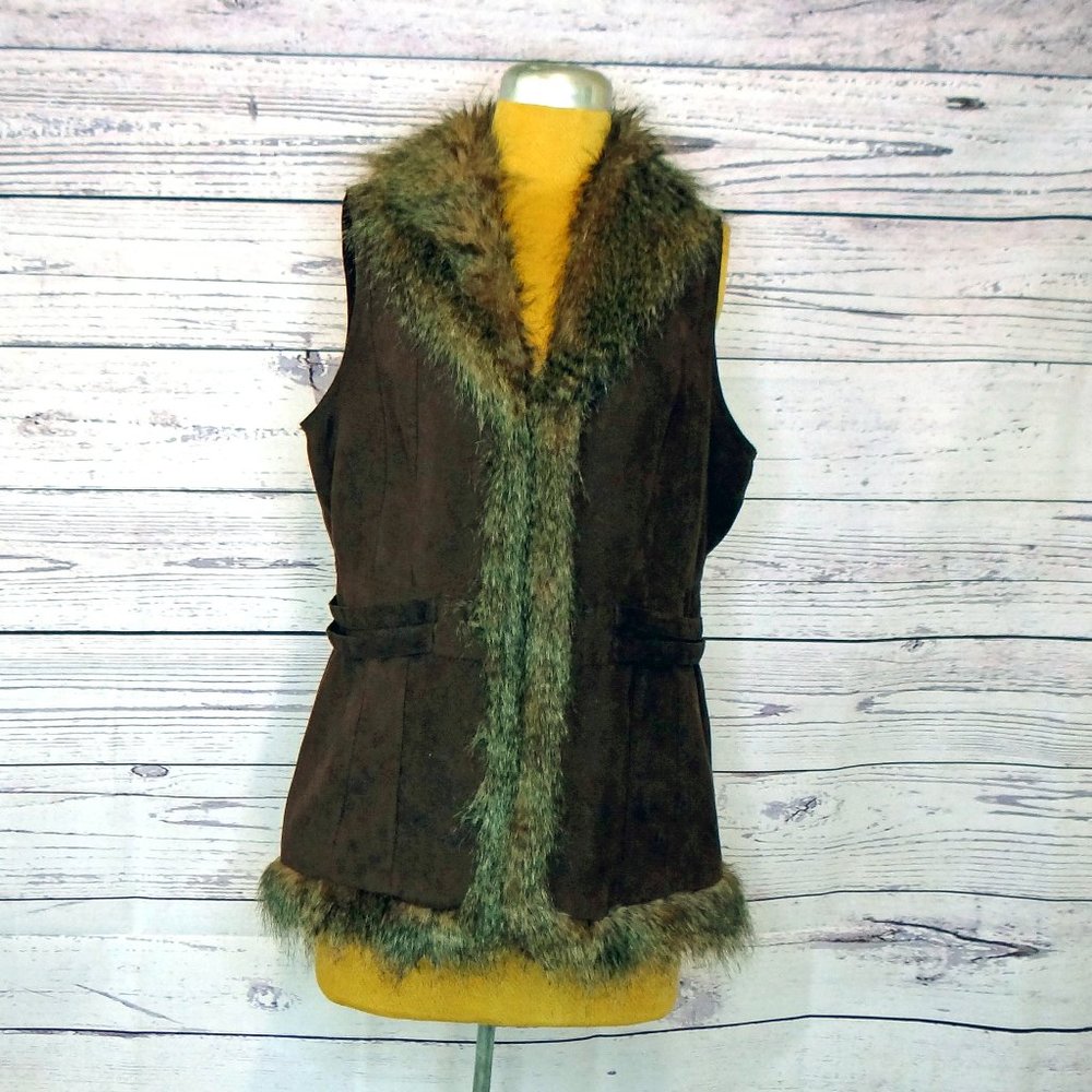 Bagatelle Chocolate Brown Faux Fur trimmed Vest Size Medium / M